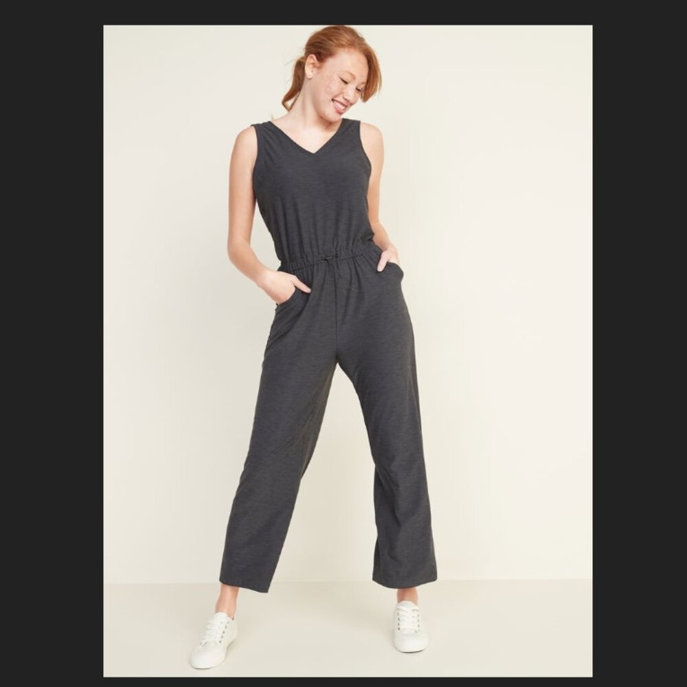 Old Navy Breathe On V-neck Wide Leg Jumpsuit in OLIVE
